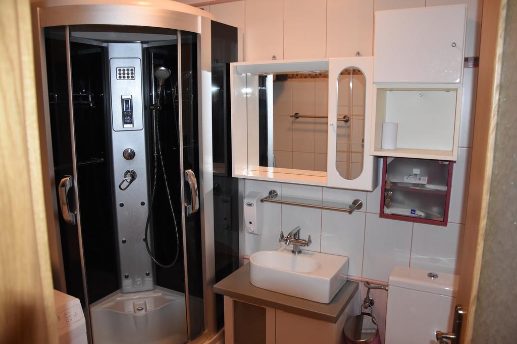 Malinska Center Apartment ภายนอก รูปภาพ