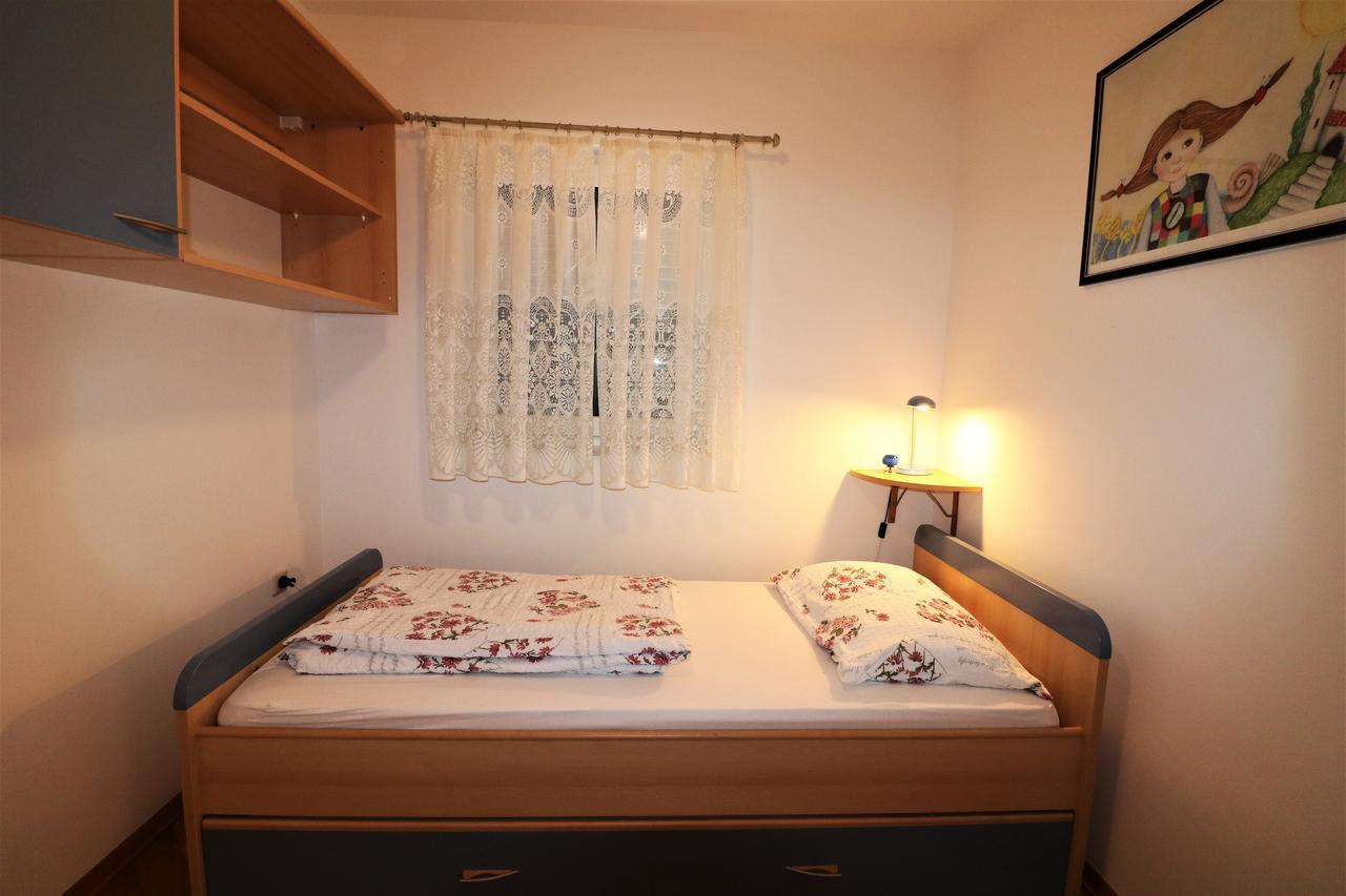 Malinska Center Apartment ภายนอก รูปภาพ