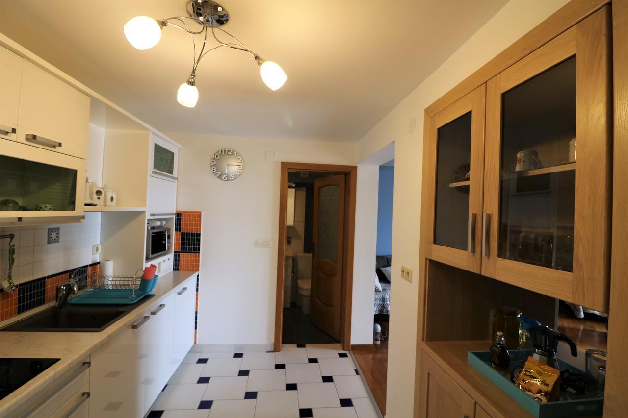 Malinska Center Apartment ภายนอก รูปภาพ