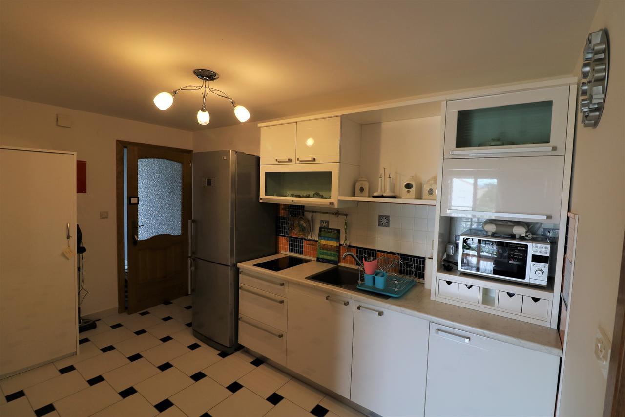 Malinska Center Apartment ภายนอก รูปภาพ
