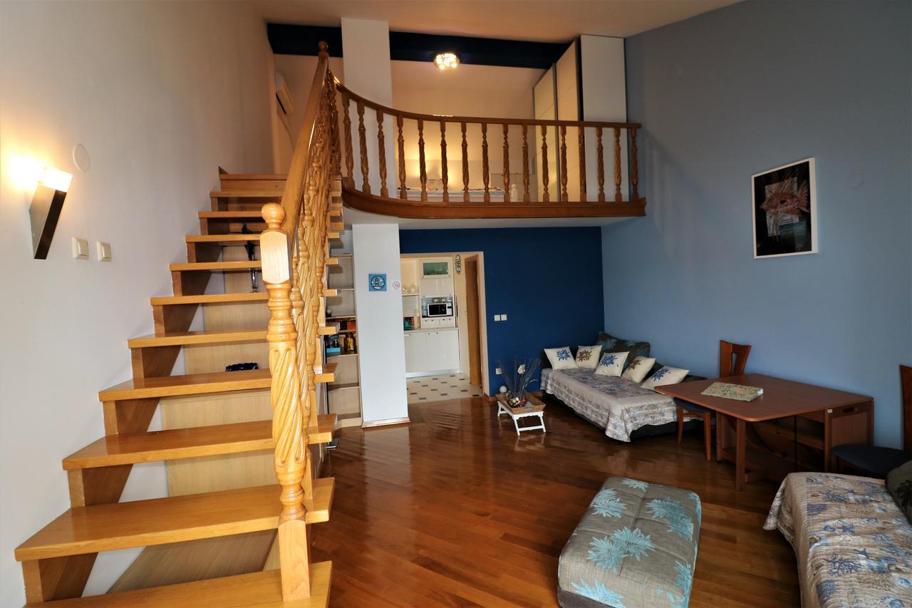 Malinska Center Apartment ภายนอก รูปภาพ