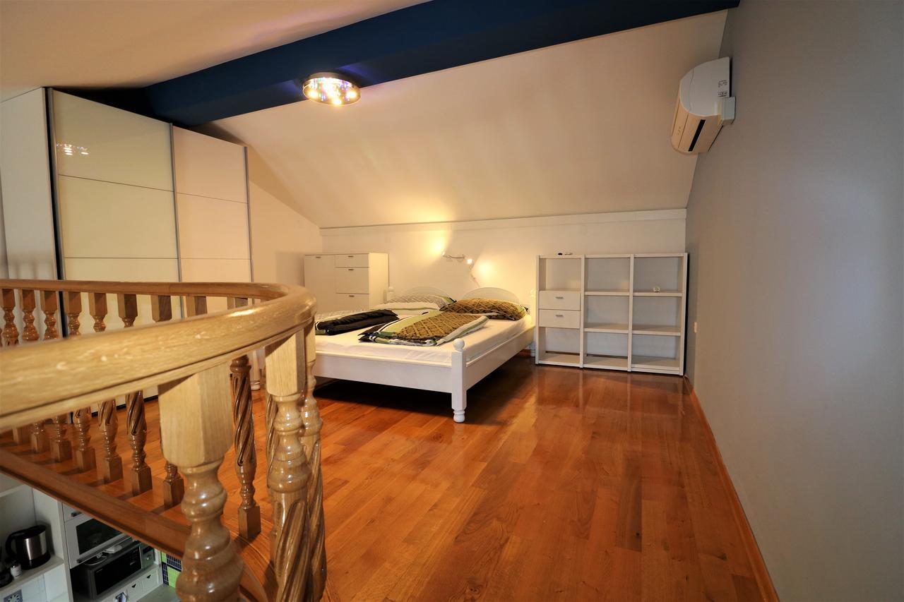 Malinska Center Apartment ภายนอก รูปภาพ