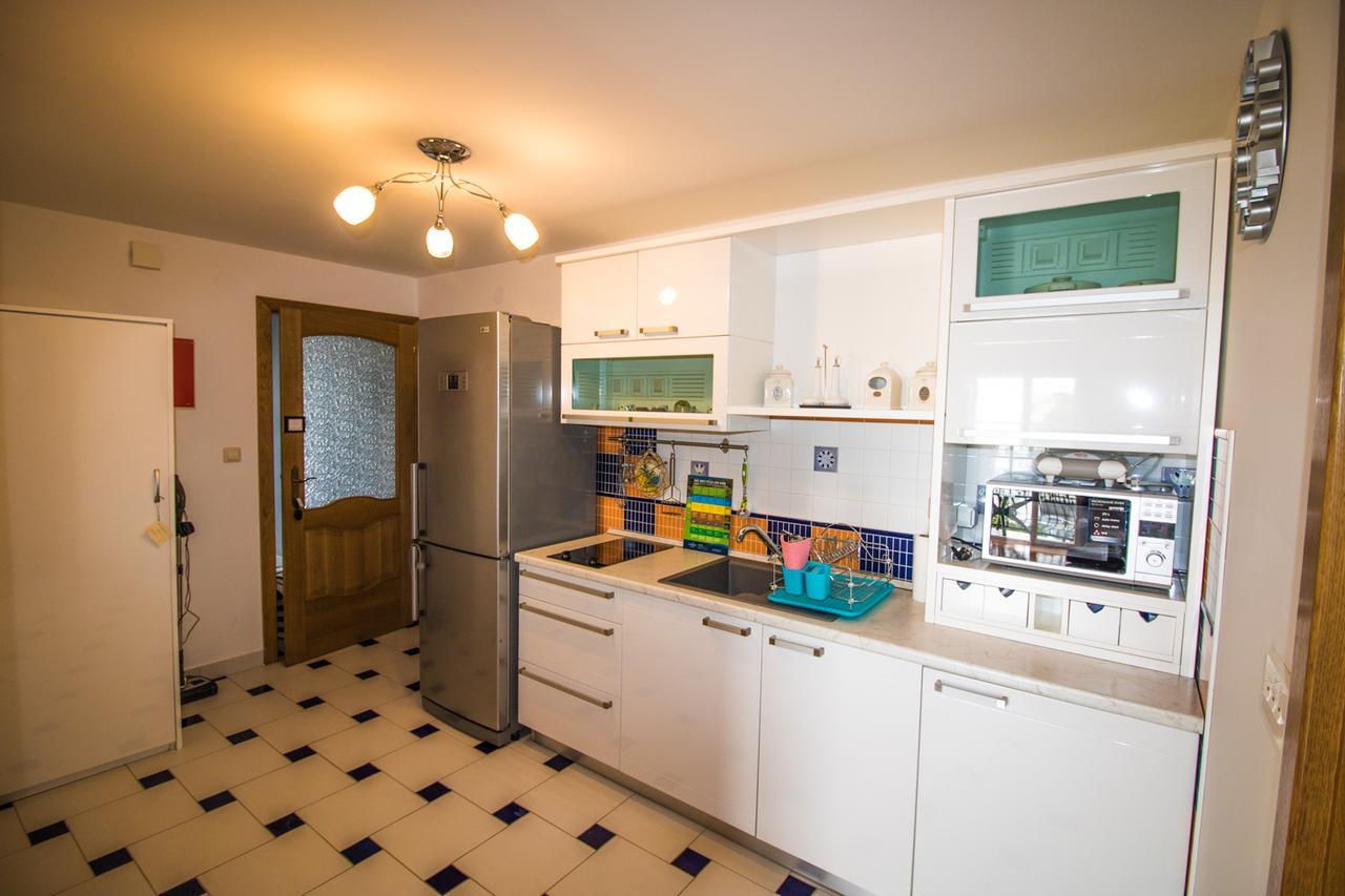 Malinska Center Apartment ภายนอก รูปภาพ